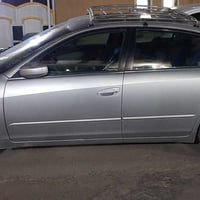 اريد مراوس بتكسي العنده يتصل 07727917902 واتساب موجود