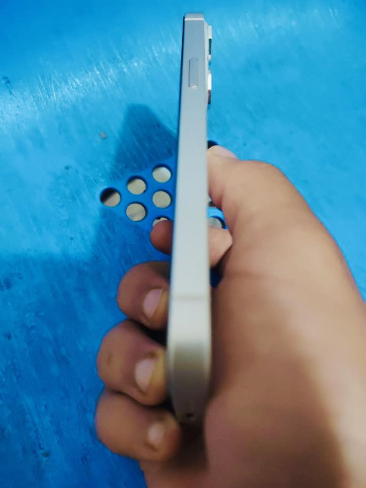 ١٣عادي بطارية ٨٣ مكفول كفالة من الشخط نضيف ذاكرة١٢٨ نسخة اليابان


**إذا كنت صاحب هذا الإعلان وتريد حذفه لأي سبب، رجاءا أرسل رسالة إلى الدعم الفني**