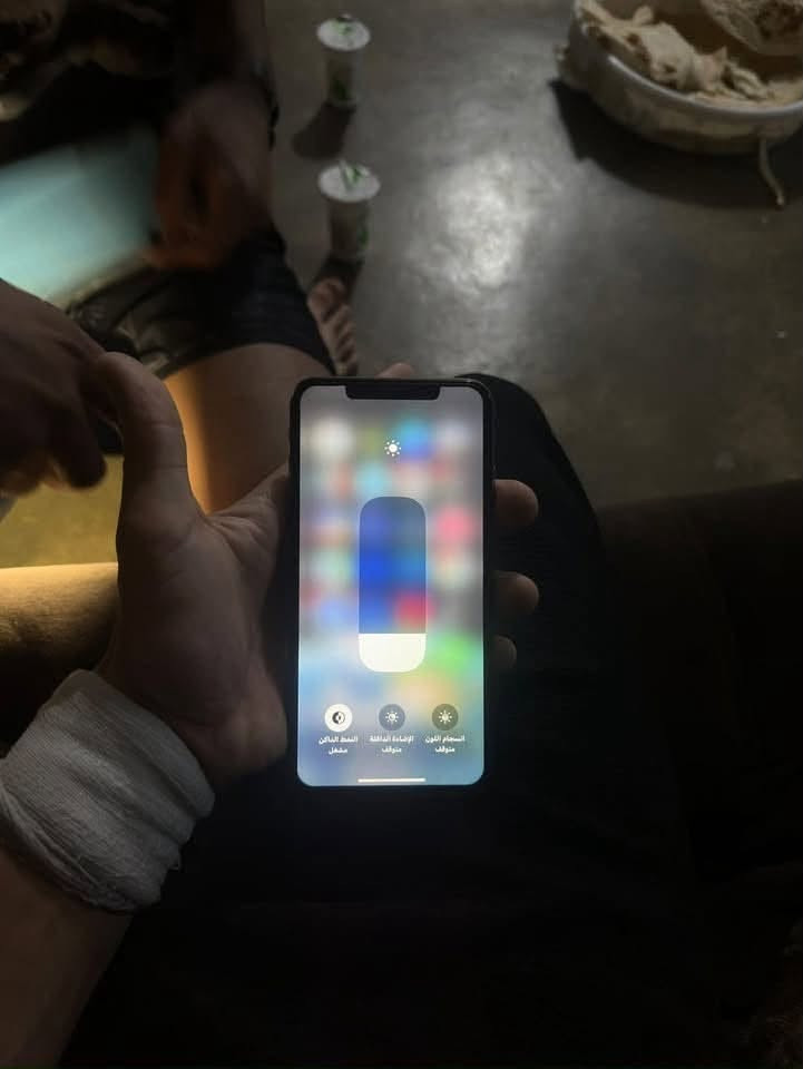 Xs Max
شاشة GX

بطارية مبدل تكفيك 8 ساعات على المريح

ضهر مكسور وكامرات تحتاج تنظيف بسبب غبار مغوشة

جهاز يجنن استخدامه

سلس كلش نظام 18
64GB
سعر 105 قفل


**إذا كنت صاحب هذا الإعلان وتريد حذفه لأي سبب، رجاءا أرسل رسالة إلى الدعم الفني**
