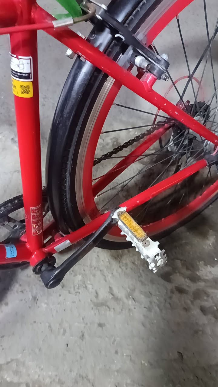 بيسكل c 700 نضيف ٩٠ بل ميه خفيف كلش بل مشي 

سعر 100 الف

*********** واتساب
