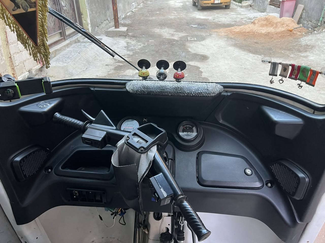 تكتك للبيع موديل 2021شهر8 تكتك رقم وسنويه تحويل ثاني يوم تكتك نضيفه وسعر خاص مكاني لبياع شرطه لخامسه سعر خاص رقم /***********
