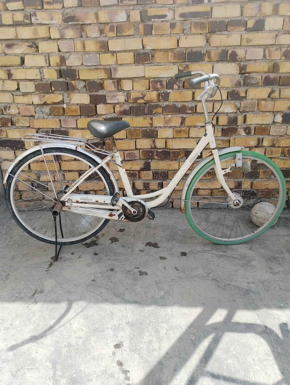 سلام عليكم بايسكل 90وبي مجال للشراي أو امراوس النجف الاشرف عباسيه الرقم ***********
