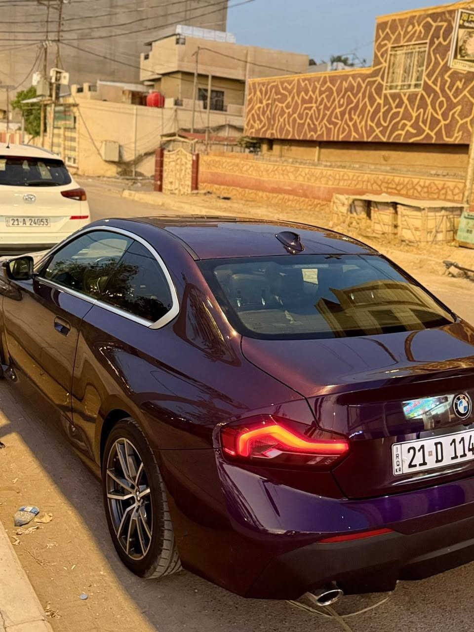 سعرر :- $270 ورقه 

Bmw 2- Series 230i Coùpe - 2022 / جديد💥😍 

Tell :- 📞 ‭0771 606 0616‬

اللون: Thundernight Metallic (بنفسجي مميز)

الفئه :- 2Series - 230i .
الموديل :- 2022 .
المحرك :-  i4 2.0L TurboCharge 255Hp 🚀 .
النوع دفع :- دفع خلفي .
الناقل حركات :-  اوتو 8 نمر .
بجم كبس بدون دواخل .
صور حادث موجود 
جاملغ تخريب بدون حادث باعتبار سرقة والقمارة من الخلف بيها صبغ موجود بالمنشور 

رقم سليمانية

المواصفات :- 
قتحة سقف سلايد
بصمة تشغيل
بصمة ابواب
اناره داخليه  7 الوان
رادار امامي (تحذير من الاصطدام)
رادار خط مسار 
كشنات جلد
ستيرن هيتر 
كشن خزن ميموري
كشنات هيتر امامي
شفتات ستيرن 
تحكمات استيرن 
(Navigation System)
تبريد مركزي
شاشة كبيرة لمس+ كاميرا
Andriod Auto
Apple Car Play
اوتو ستارت Auto Start
اوتو ستوب Auto Stop
DriveMode :- Eco Pro - Comfort - Sport 
اوتو هولد Auto Hold
هاند بريك بصمة
منافذ AUX+USB
وبقية المواصفات المعروفة
HeadLight - LED Digital - Xzenon

-السيارة كلش جديدة والصور ضالمتها بالحقيقة بعد احلى
