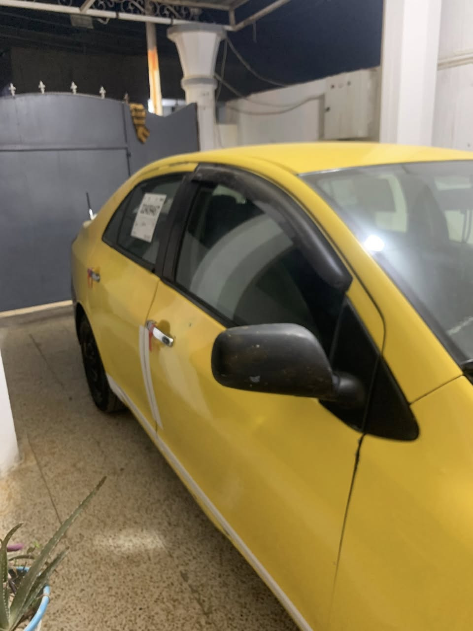 يارس تكسي
موديل 2007  

السياره بيها تبديل  الباب الورا السائق مبدل بلادي وصندوق تجاري والجاملاقات الماميه مبدل فقط تحديث وبيها مكانات تصفيه الشاصي سليم 

شرط التحويل والغرامات 

صدر وتايرات كله جديد 

مكان السياره كركوك 

***********

مراوس هم ترهم 

دفتر بانزين بي
السعر 65$
