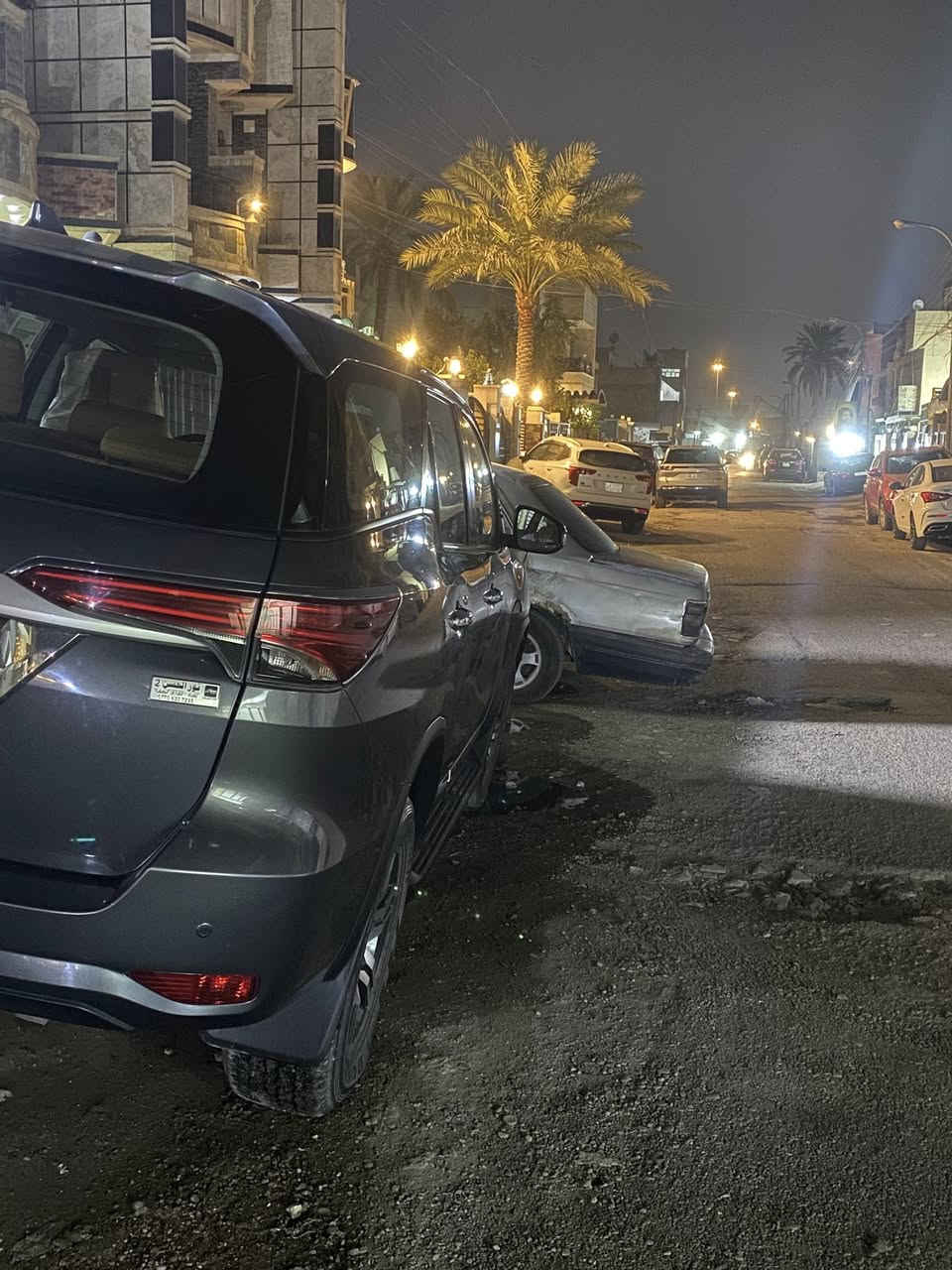 سياره للبيع فور جنل موديل 2023 رقم بغداد باسمي اني اشتريته زيرو ورقمته 7 راكب ثلاث قطع تبريد أربعه سلندر تو ويل محرك 2700 مكفوله كفاله عامه ماشيه 7000 كيلو متر مواصفات العاديه مال الفور جنل للبيع فقط ألون رصاصي السعر 295 $ للاتصال *********** السياره موجوده في بغداد شارع فلسطين
