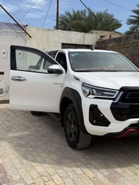 بيكم للبيع تخم تاير رقم بغداد بسمي سيارة احله من صور زلغ واحد مابيه مك...