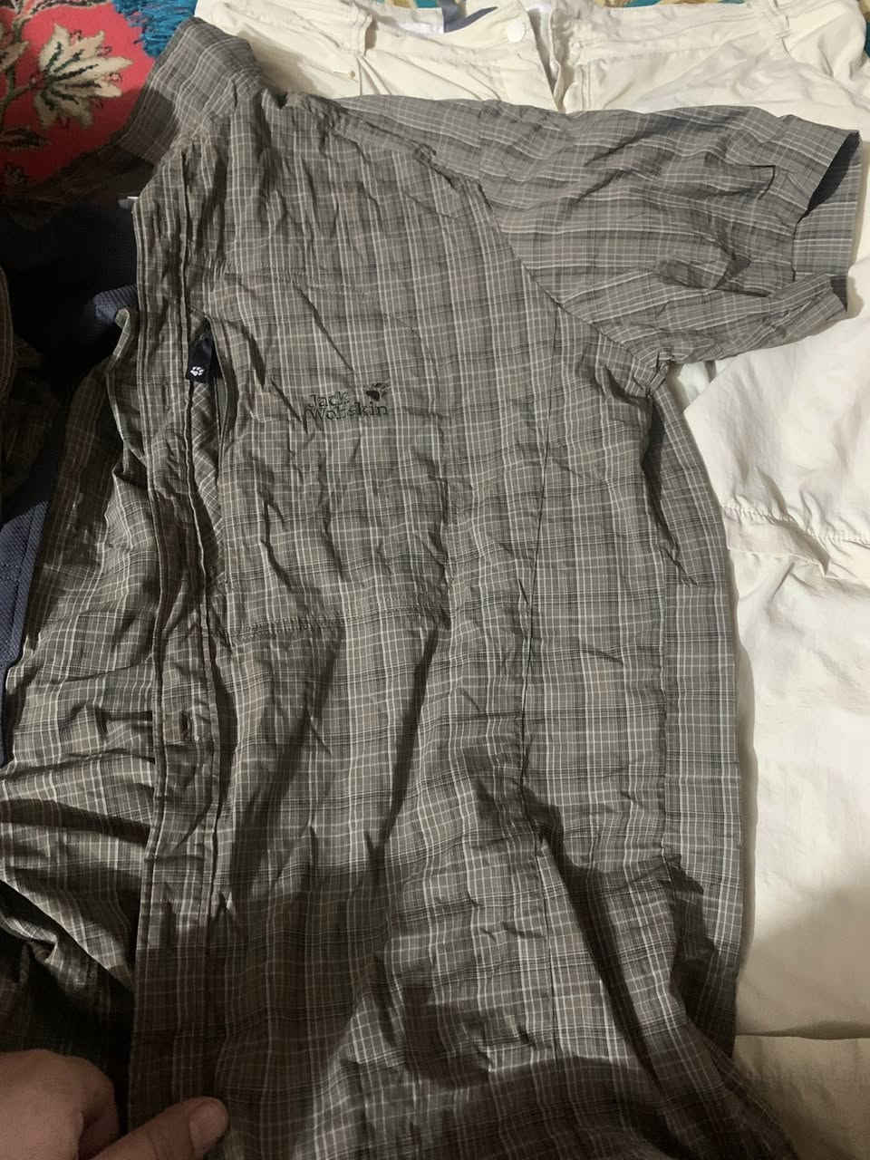 شباب متوفر بنطرون وقميص ماركة جاك ولفسكن تيكتيكال البنطرون قياس 34 والقميص قياسة اكسين نظيفات جداً
تيشيرت اديداس قياس مدل امانة الله اني شلعت الليبل منة مرة وحدة لبستة وطلع صغير شنو الي يعجبك وانطيك السعر. بالتعليقات وحقيبة خصر ماركة كولمبيا


**إذا كنت صاحب هذا الإعلان وتريد حذفه لأي سبب، رجاءا أرسل رسالة إلى الدعم الفني**