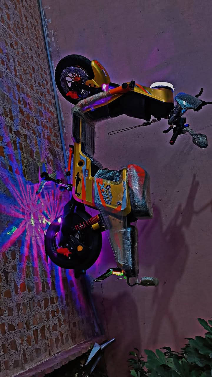 درجة شحن موديل 2026.نوع الدراجة X900     مواصفات  بصمة  جديدة ونضيفة والسعر بل خاص 
***********
