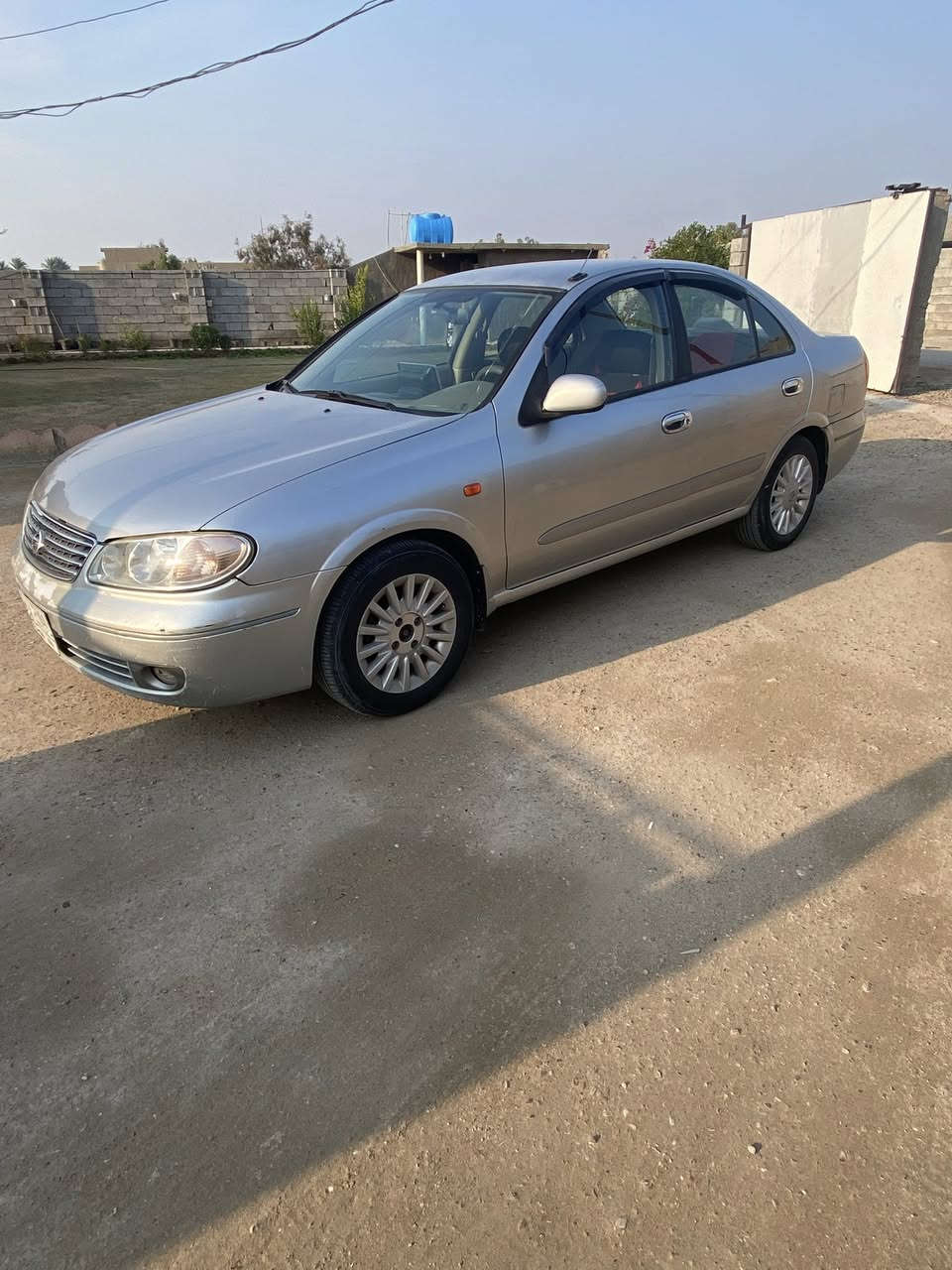 سني ياباني 2008 مكفوله من الصبغ والتبديل والحادث بيها مكانات بارد قليل وبيها مكانات جراد محرك  قبق اسود 
السعر 98 وبيها مجال قليل 
رقم بغداد 
ابي غريب /خان ضاري 
***********
