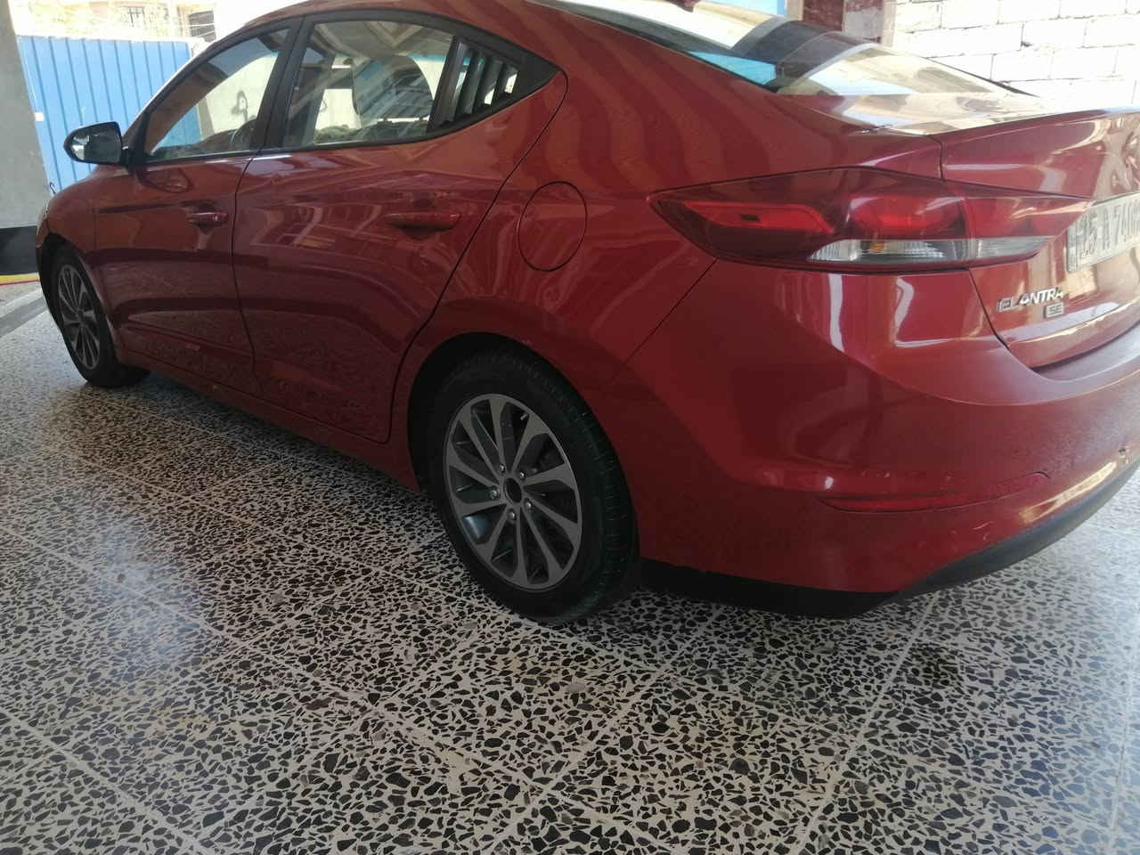 النتره ١٧ قطعتين فقط والباقي ليبل واحد كير محرك تبريد خير من الله
مكاني فلوجة *********** السعر ٩٥ وبيهة مجال
