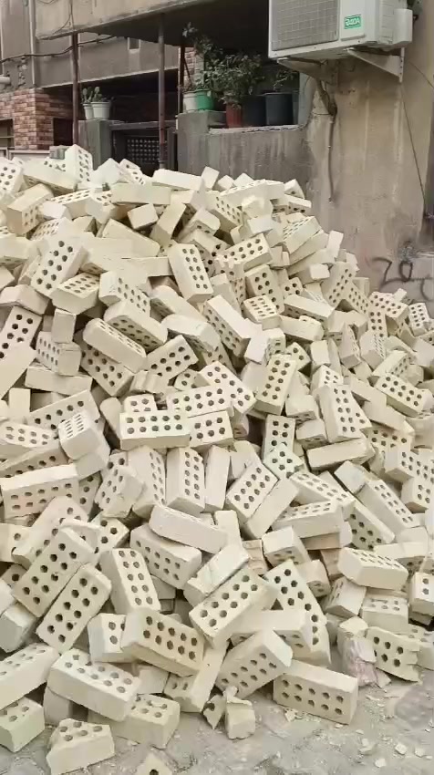 سلام عليكم تجهيز مواد البناء ترميم رفع لإنقاذ تصعيد مواد كوادر عمل 
***********
