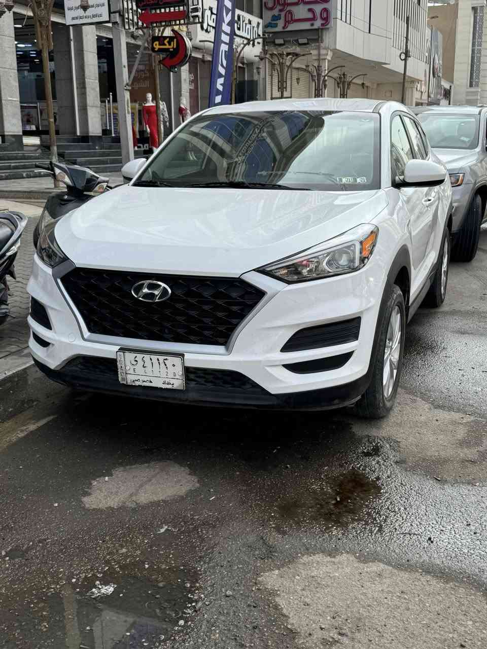 السلام عليكم توسان موديل 2021
وارد امريكي ماشيه 50م سيارع رقم بغداد سياره عمرها وحياتها مشامه البانزين العادي سياره نضيفه ومال بيت سياره حلوه مكان السياره بغداد وبسمي تحويل ثاني يوم. وصور الحادث موجوده عندي وحادثها حلو امانه الله بسيط 
للاستفسار اكثر***********
السعر 175وبيه مجال مستعجل بلبيع امانه الله
