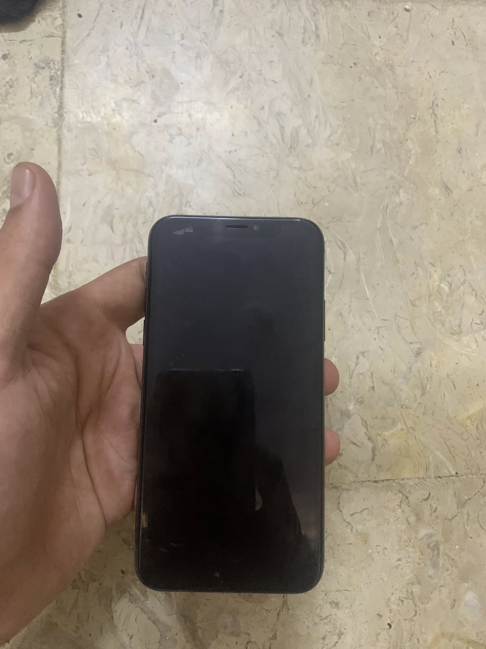 سلام عليكم ايفون اكس sجهاز كلشي ما مبدل بي ذكره 64 بطاريه 76 جهاز متروك صارله هواي فقط ظهره بي مفطور 135 وبي مجال بسيط مكاني الدوره ***********
