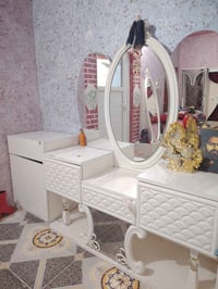 غرفه اخشاب • نظيفة • ترميم بسيط