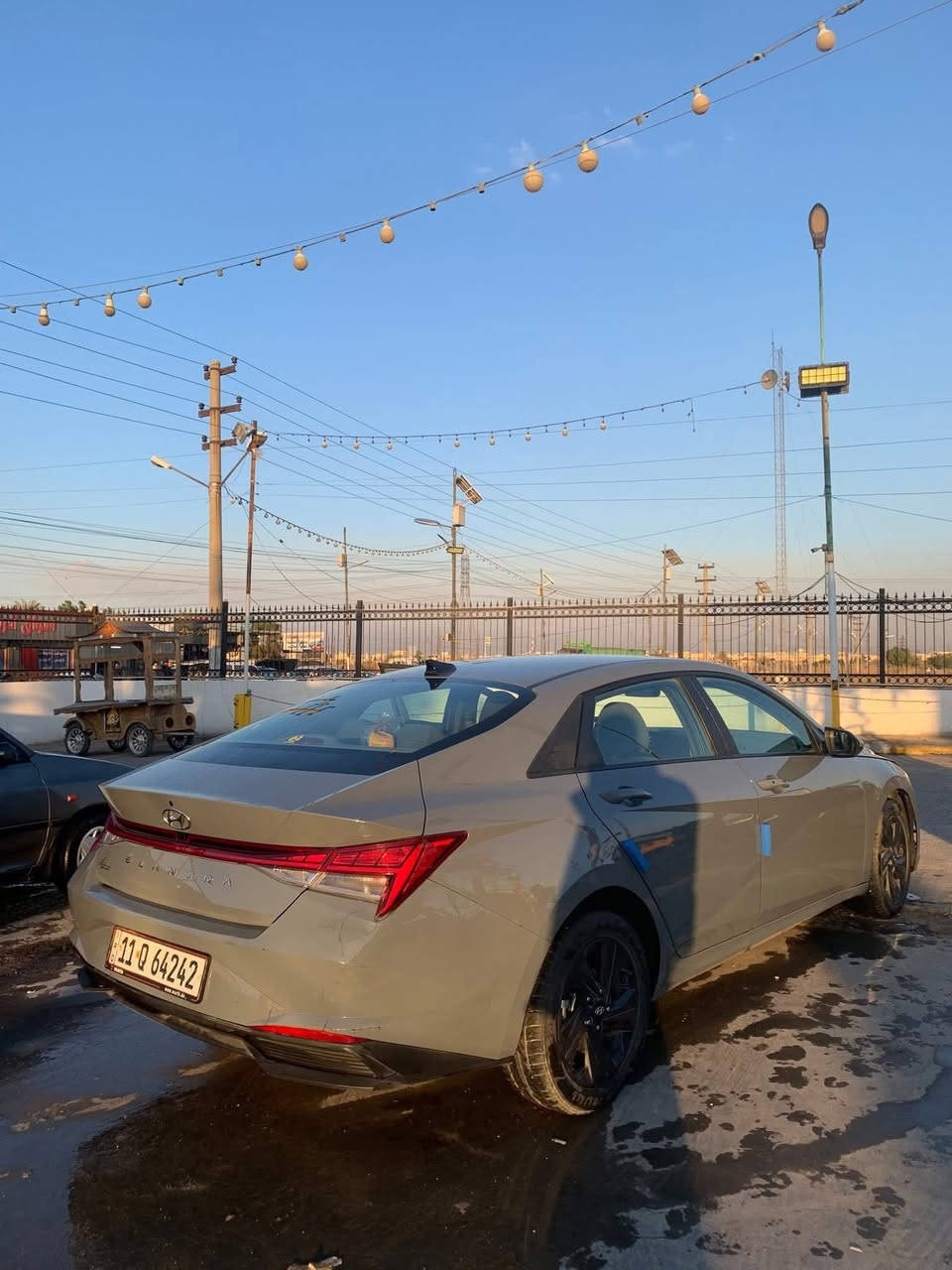 النترا هايبرد سمنتي مميز موديل ٢٣ السيارة ولاقطرة صبغ وبدون تبديل فقط بارد جاملغ خلفي 
السعر ١٥٥ وبيها مجال بسيط 
بدون مراوس فقط بيع
ماشية ٧٣ الف مايل
كير مكينه ابلاديات
المواصفات 
تشغيل عن بعد
تدفئة بالكشن
سايد بريك بصمة
توقف ذاتي
نقطة عمياء
رادار خلفي وامامي
اوتو هولد
تبريد شاشة
وتبريد منفصل جهتين
مثبت سرعة وتحديد مسار مانع انزلاق 
مواصفات الهايبرد بلو المعروفة
للاستفسار خاص او *********** مكاني بغداد الشعلة
