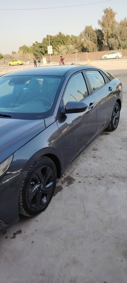 السلام عليكم للبيع النترا 2021 ضررفقط بنيد مواصفات بصمه راداد 360 سياقه ذاتيه تحديد مسار وبعد بيها مواصفات الانترا معروفه رقم اربيل الجديد بأسمي تحويل  مكان بغداد حي الجهاد السعر 148 للاستفسار ***********
