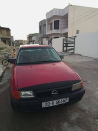 أسترا ١٩٩١ • مكينة ١٦٠٠ • جير عادي