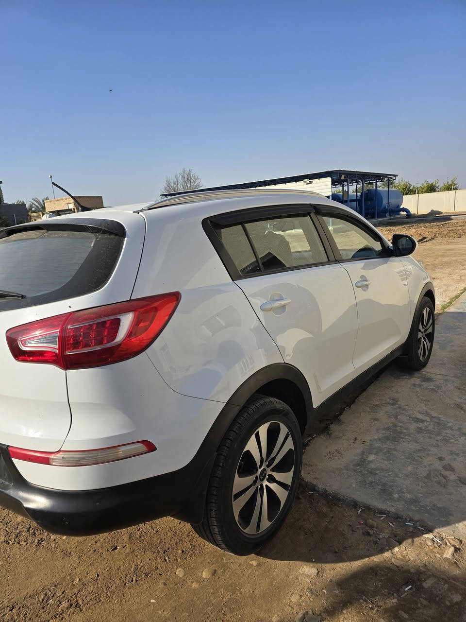 السلام عليكم. 
للبيع فقط 
موديل 2014    تحويل مباشر  
قبق ولفات مفتوح فقط  
سنويه لل28   مكان السياره واسط الصويره  
السعر 145وبيهه مجال.   
***********
السونار مرفق   فقط بارد
