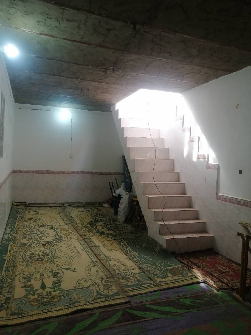 سلام عليكم بيت للبيع في حي النداء خلف الملعب الدولي في النجف
مساحة/ 50م طابقين
بي غرفتين مطبخ غرفة وصالة جوة غرفة وصالة  الفوك
رقم الهاتف/ ***********
بيع مستعجل السعر/48 النجف, العراق
