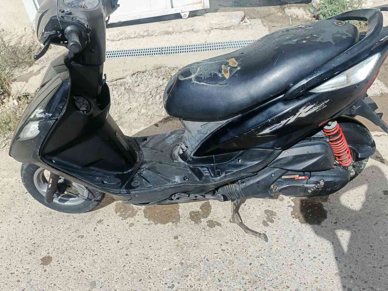 ثعلب للبيع كفاله عامه من كلشي بيه اوراق بيه منفيس كلشي شغال مابيه نقص لسعر 500 بيه مجال مكاني بغداد ***********
