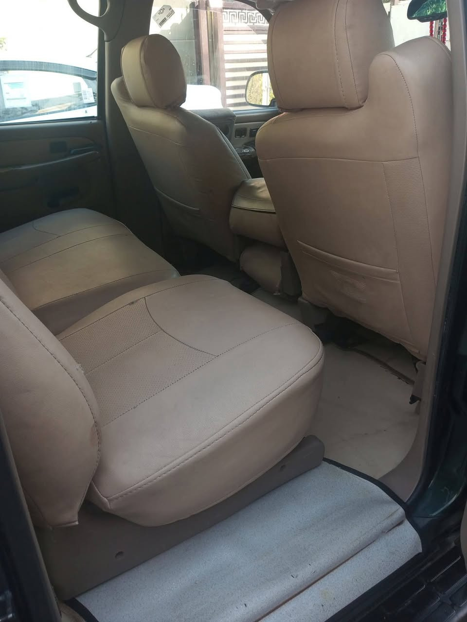 ‏‪***********‬‏

تاهو سوبر مان فحل 

موديل. 2004 
رقم بغداد الجديد سنويه لغاية 30 

كير ومحرك مكفولات حدادية جديده تخم تأير جديد سيارة نضيفه جدا اي نقص مابيه حيل نضيفه 

منظومة غاز 

تبريد تدفئ شغال.  

مكان السيارة بغداد الكرخ
