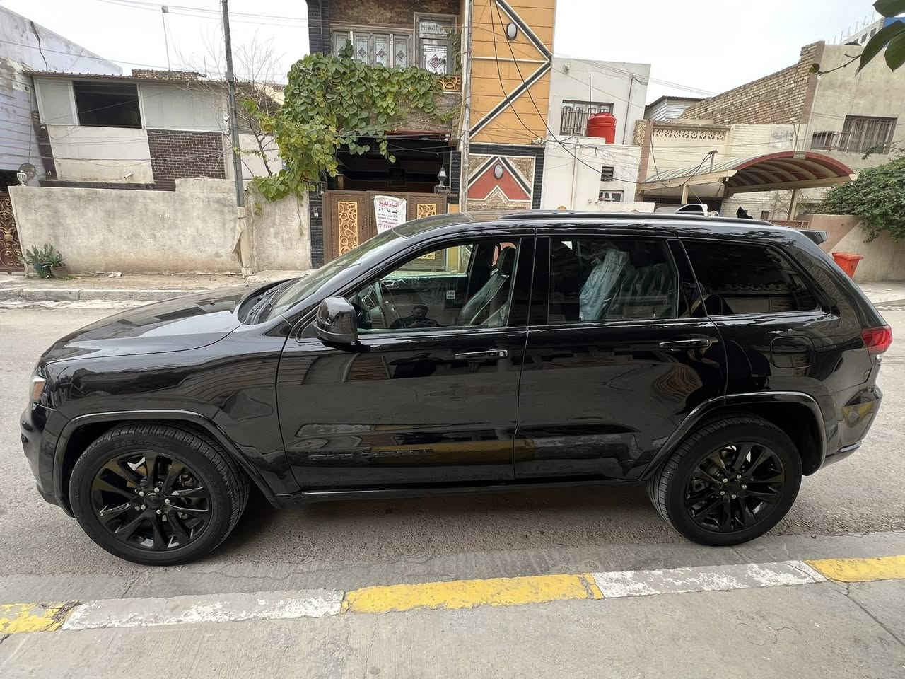 جيب بلاك توب 2018
حادث فقط جاملغ وبنيد بدون لغد بدون شاصي
سونار موجود بالصور
السعر /195

بغداد /الشعب / ***********
