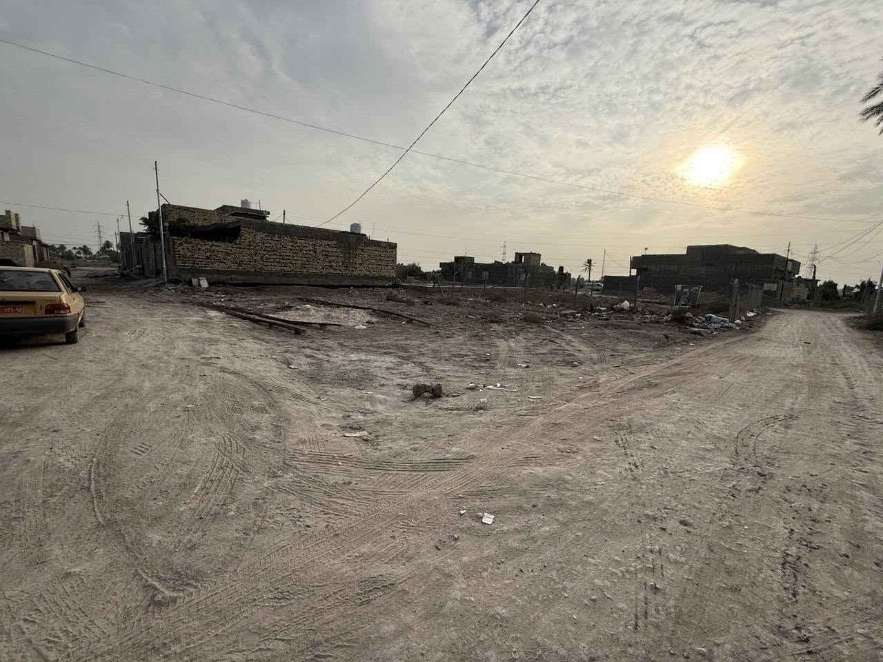 يا الله
سلام عليكم 

☑️ توفر قطع سكنيه 

☑️ تبدي المساحات من ١٠٠ متر الى ٤٠٠ متر 

☑️٠ يتوفر ماء كهرباء خدمات كامله 

☑️ الموقع حله مركز المدينه  خلف معمل الغاز مباشرتآ 

☑️ للتفاصيل اكثر يرجى مراسلة الصفحه او الاتصال بالرقم 

***********
 
او مراجعة المكتب حله حي الضباط 

🌹 ملاحضه لمن يرغب في عرض عقاره طابو صرف او زراعي او تجاري يرجى مراسلتنا او الاتصال بالرقم
