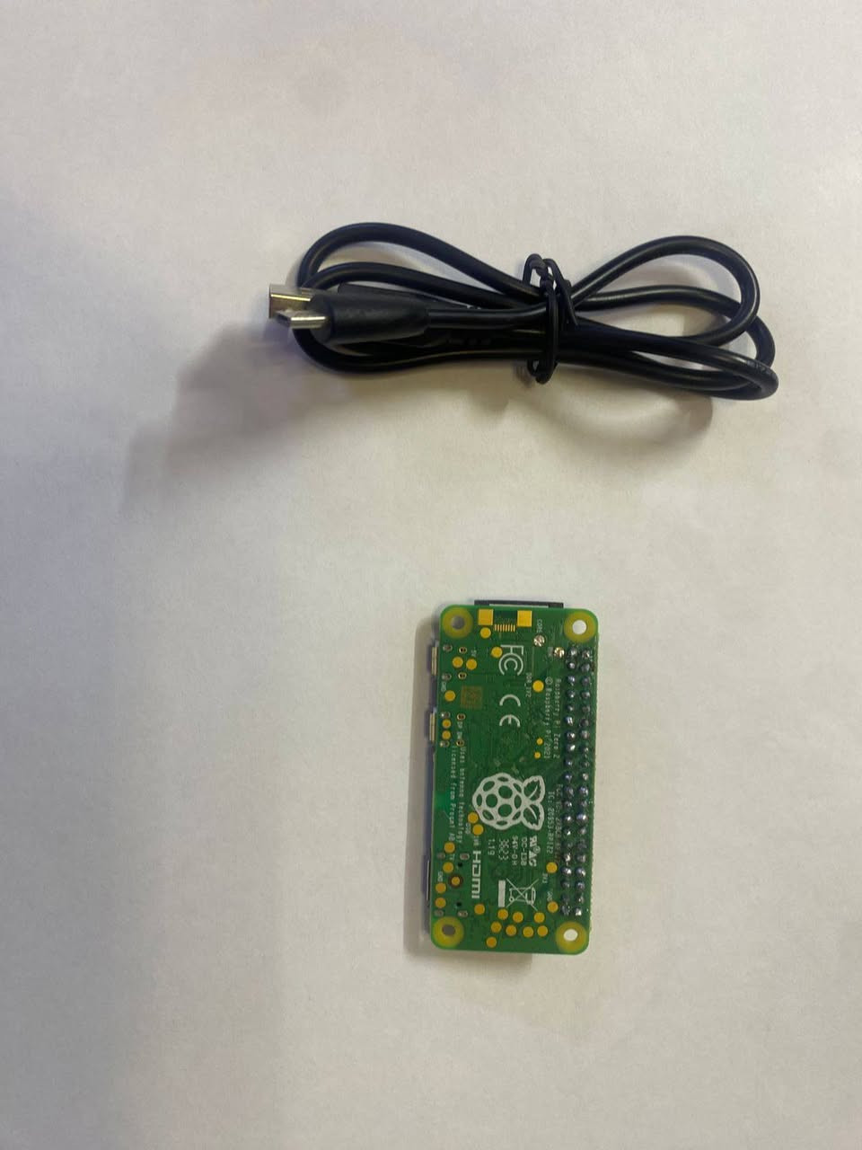 Raspi Zero 2W
ملحوم ويجي وياه كيبل MicroUSB
نظيف وشغال 100%
السعر 40 الف 
المكان بغداد حي الجهاد
*********** واتساب
