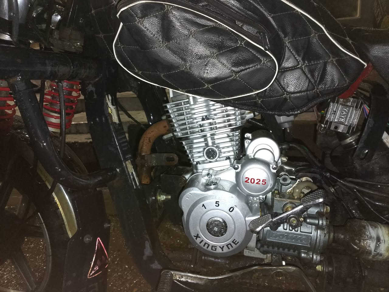 ستوته للبيع موديل 2020 رقم وسنويه محرك 25 مامفتوح ويرمنيه كلاها شغالا السعر مليونين 600 بيها مجال المكان موصل السير حي البكر *********** /// *********** الاتصال على رقم //// غير متواجد عل فيس
