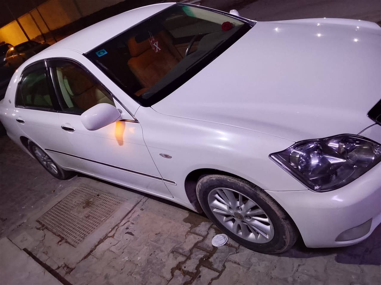 السلام عليكم شاهينة كراون موديل 2006 سيارة مال مزاد كمركي  جديدة بمعنة الكلمة شاصي 180 مكفول محرك كير حدادية ضربة
بيهة صبغ في اليابان كلش قليل  السيارة   جديدة كلش بيهه اشاير ترحيب وبصمه رصاصي  ماشية 147 العنوان بصرة بل ونبي مقابيل جامع سهلاني ***********          السعر١٥٥ ورقه وبيهة مجال البصرة, العراق
