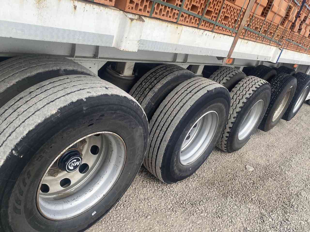 سكانيا سحال مزوج موديل٢٠١٧  سيارة جوبلس حجم٥٨٠ رتايدر هاف ثلاجة فول مواصفات سقف ناصي مرسمة عربانة غسان ٥محور موديل ٢٠٢٤ تخم تاير 
موبايل: ***********
ديالى/بعقوبة
