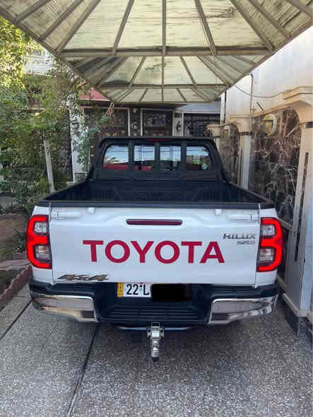 سلام عليكم للبيع تويوتا هايلوكس فور ويل 2024 بانزين كير اوتماتيك رقم اربيل بسمي ماشي 35 الف مكفولة كفالة عامة السيارة فول عدة البصمة شاشة كامرة مثبت سرعة تحكم جهتين لد امامي خلفي عنوان بغداد السعر 338$ وبيها مجال بسيط *********** بغداد
