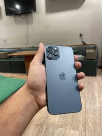 12pro max للبيع جهاز بس فيس إيدي واكف كله بلادي شاشه بطارية بلادي بطار...