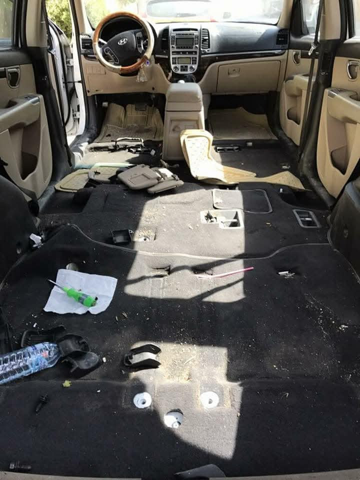 خلفه ___ مو عامل ولا تعلوم
ولا يوم اطلع وبطل 
بوليش
حمام
كماليات
زيوت جميع انواع السيارات والدرجات وكافة فلاتر
***********
