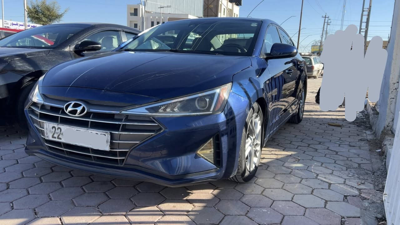 هونداي …. النترا 
موديل …. 2020
رقم اربيل تحويل مباشر 
وارد امريكي 
فول مواصفات 
_بصمة
-سلايد
_لد امامي 
-كامرة وشاشة بلادي
-رادار
-تدفئة كشنات
_حساس خلفي وامامي 
_مكينه 2000 دوش المرغوب 
-ماشيه 66 الف حقيقي 
جديدة جدا
-صبغ بدون ضرر ربع جاملغ وربع البنيد
للتفاصيل (*********** )
