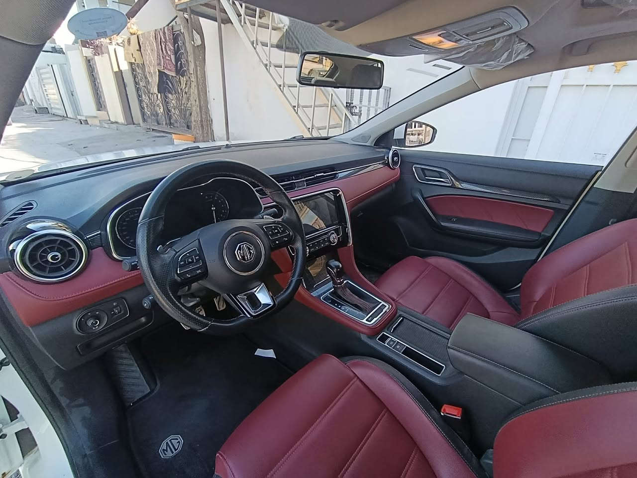 سلاو و رێز ، MG .6 موديل 2023 .
11هةزار روشتووه ،بي بوياخ بي سارد مواسةفات فوول 
ژمارە مۆبایل ***********
