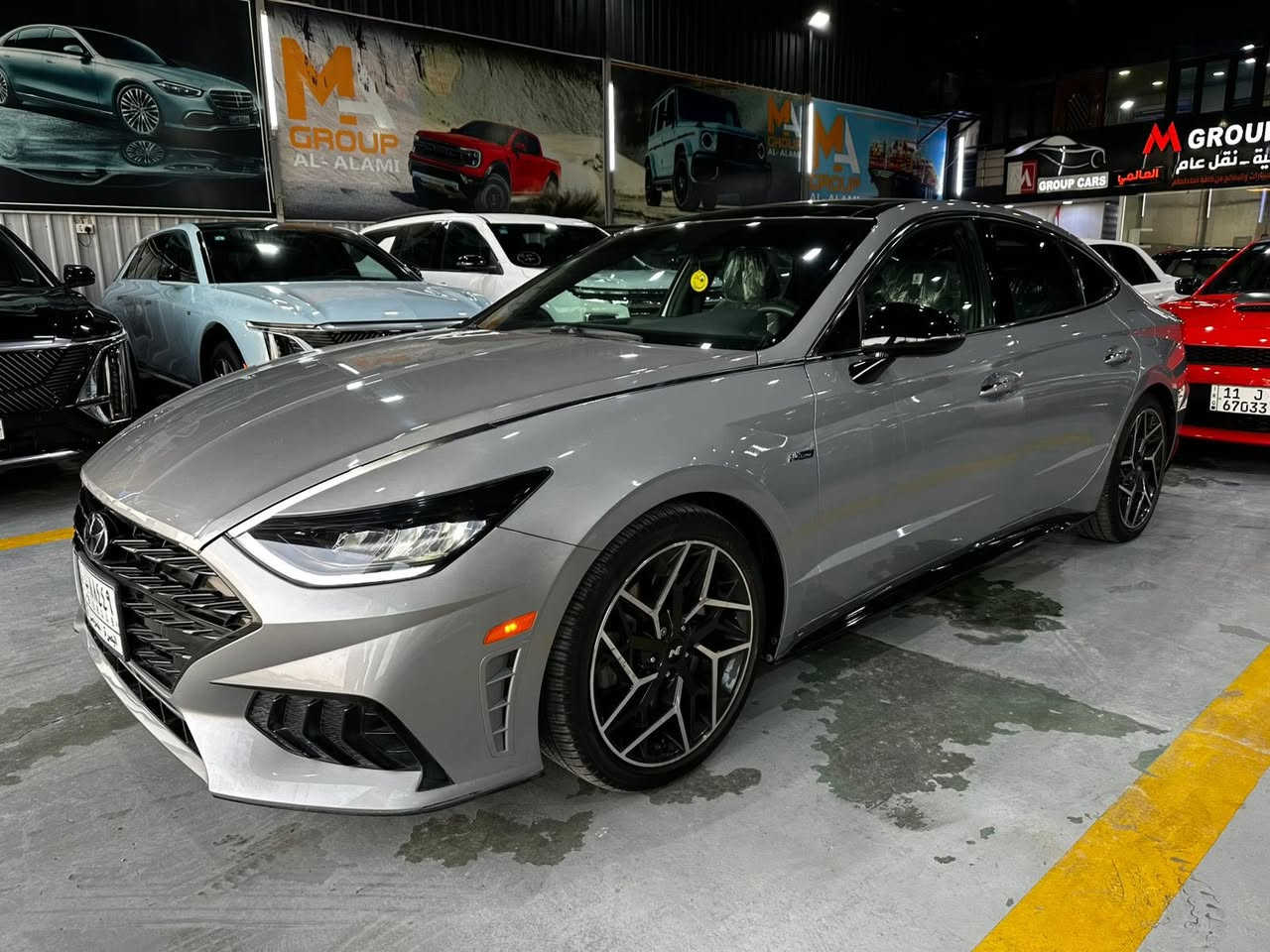 سوناتا ان لاين 2023 وارد امريكي
وماكو بالسوك هيج نظافة بيها بنيد مبدل نفس اللون فقط حادثها خشم البنيد ومبدل بلادي اصلي بأمريكا 
ايرباكات كلها سليمه شرط الفحص 
تحويل مباشر
رقم بصره هزة وفحص جديدة منافذة سنوية ل 2030
فول مواصفات
محرك 2500 تربو 290 حصان
بانوراما
كشنات جلد رياضي حضن
شفتات ستيرن
شاشة كبيرة تختلف عن باقي الفئات
انارة محيطية
كيجات ديجتال
boss نظام صوت
شحن واير ليس
ندفئة كشنات
رادر امامي خلفي تحديد مسار
نقطة عمياء
مقعد كهرباء
بصمه ابواب ودخول ذكي عند الاقتراب
تبريد قطعتين
تشغيل عن بعد اوتو هولد
اربع وضعيات قيادة
صندوق ذكي يفتح عند الاقتراب
اشاير بل مرايا
ماشية 28 الف مايل  السيارة مابيها اي نقص 
السياره من البيت للشغل فقط استخدام شخصي 
مكانها البصره شارع السعدي 
سعرها 218$ وبيها مجال حك الجيه 
0 770 578 9766
