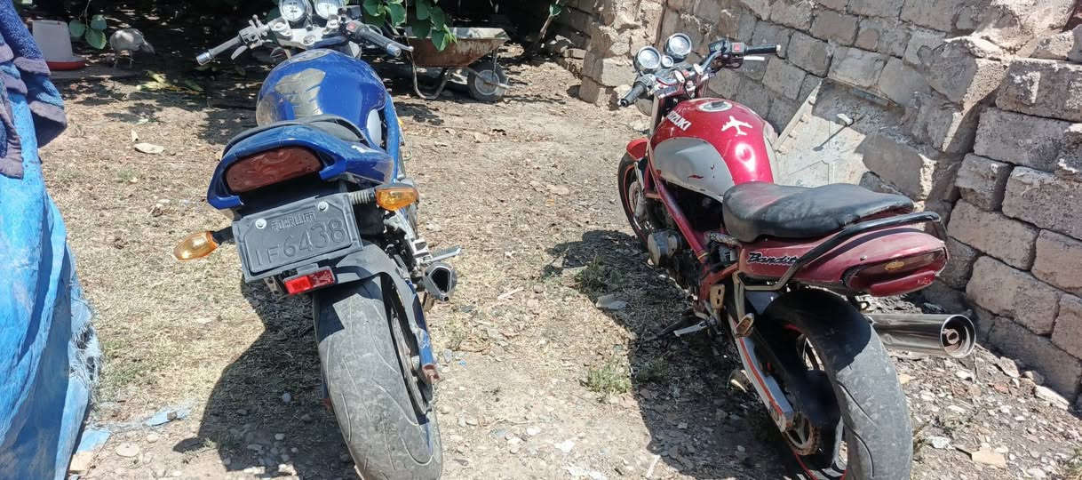السلام عليكم يوجد بطح ربع عدد ٢باندا عادي وكرستال ابيع كوم حديد مليون وميه اثنيناتهن وبيهن مجال مكاني الحويجه للاستفسار الاتصال ع هذا الرقم *********** وغير متواجد ع فيس
