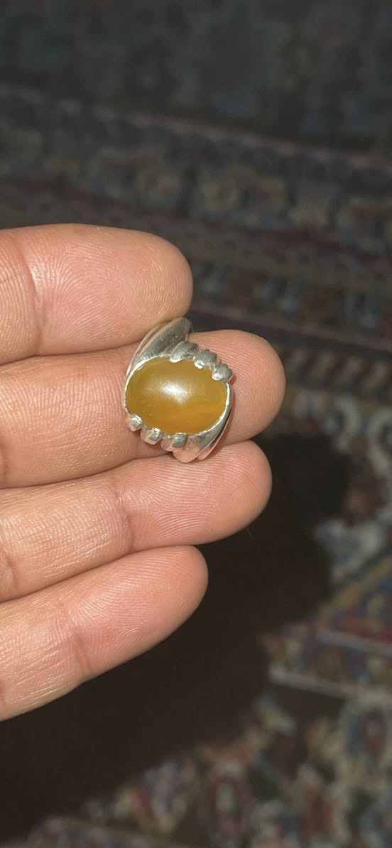 يمانيه شرف شمس
للبيع ***********
