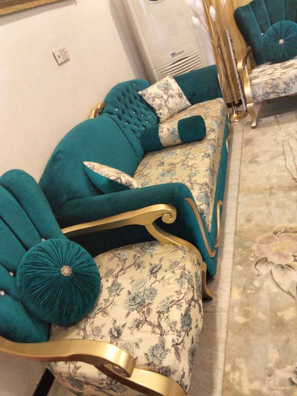 اثاث بيت كولش جديد واصلي اتصال ع الرقم مكلف بنشر ***********
