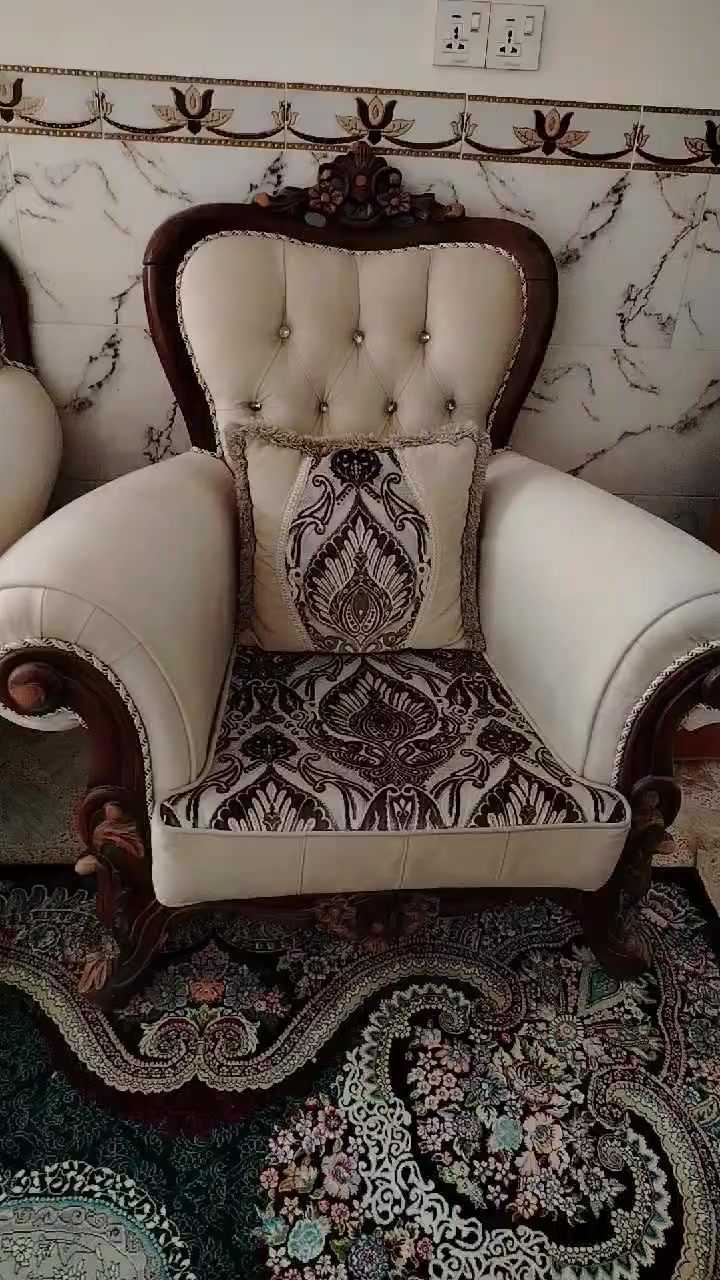 السلام عليكم تخم تركي نضيف كلش 10مقاعد سعر مليون 100وبي مجال مكان الكريمية


**إذا كنت صاحب هذا الإعلان وتريد حذفه لأي سبب، رجاءا أرسل رسالة إلى الدعم الفني**