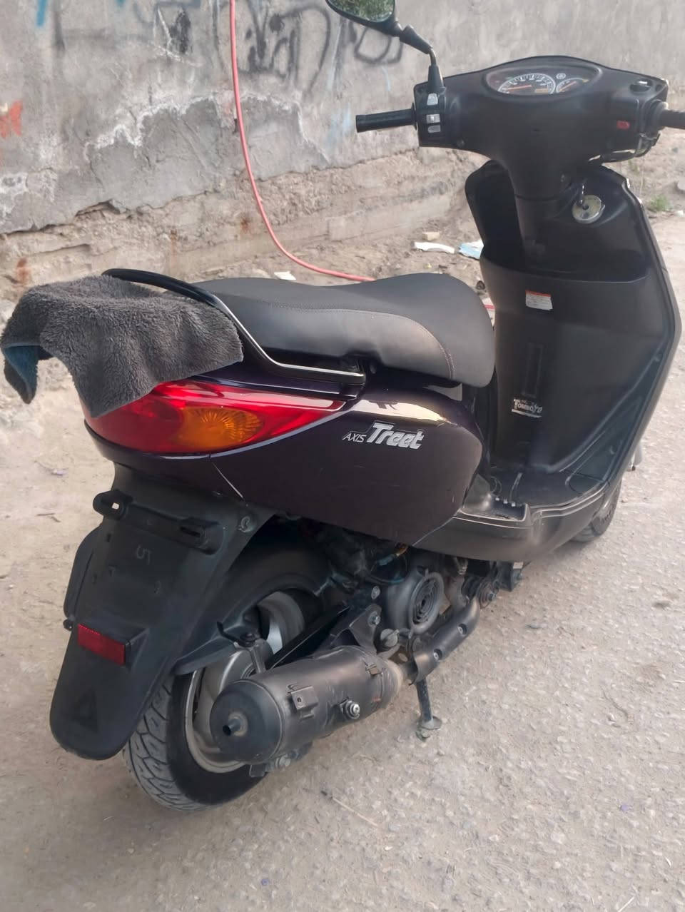 دراجه اكزز كفاله مامفتوح ولا برغي بيه بلادي السعر750 قفل. ***********
