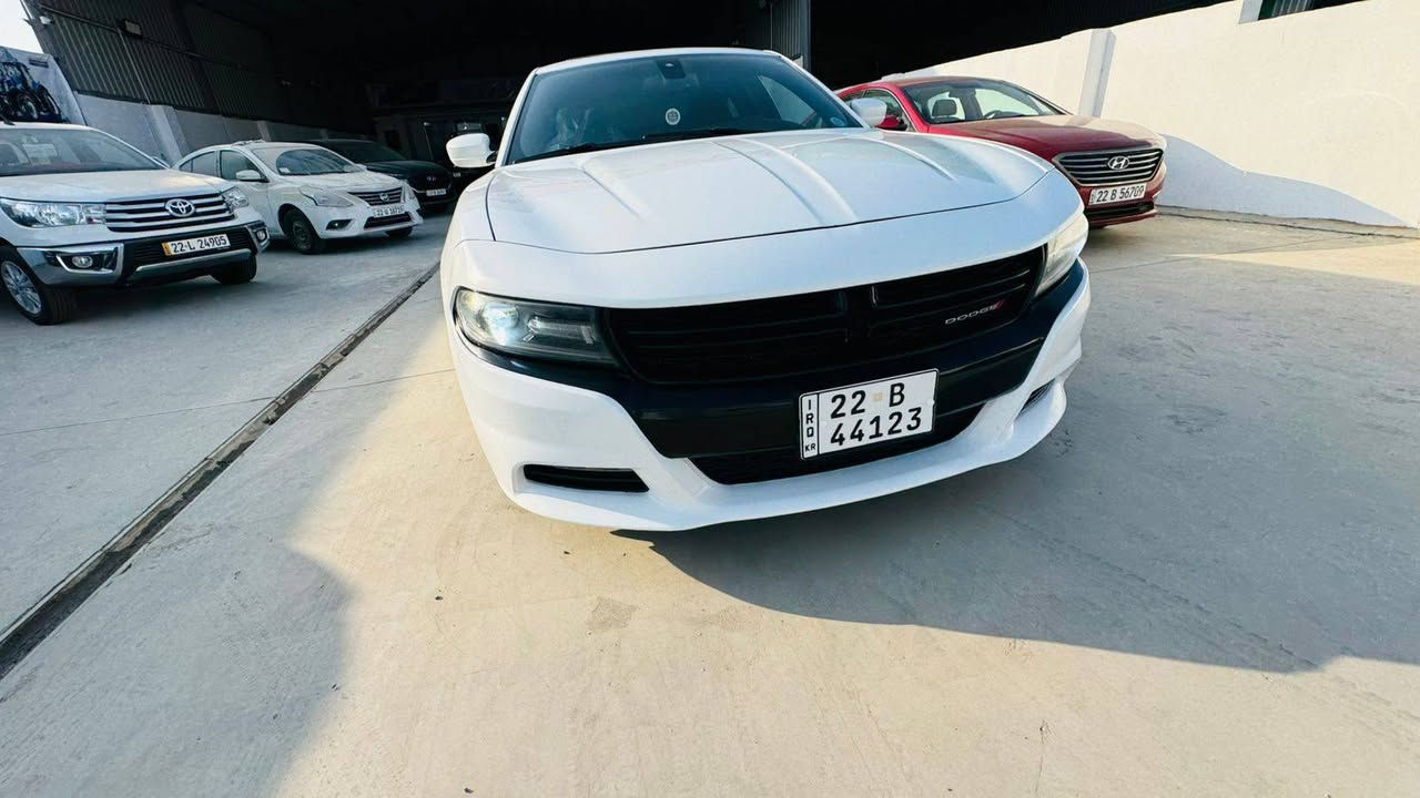 سلام عليكم دوج جارجر 2016 sxt plus فول مواصفات 1/1 (وارد كندي كلين تايتل)   للبيع مواصفات السياره فتحه بصمه مكينه (3600  )  شاشه كبيره كشنات تدفئه وباقي المواصفات المعروفه سياره مكفوله من صبغ والتبديل والمكينه والكير والشاصي بس بيها مكانين بارد جداً بسيطات بدون تكحيل ولا صبغ فقط السياره عنواني  بابل القاسم  السعر 218$ للأستفسار *********** علماً سياره ب اسمي تحويل ثاني يوم
