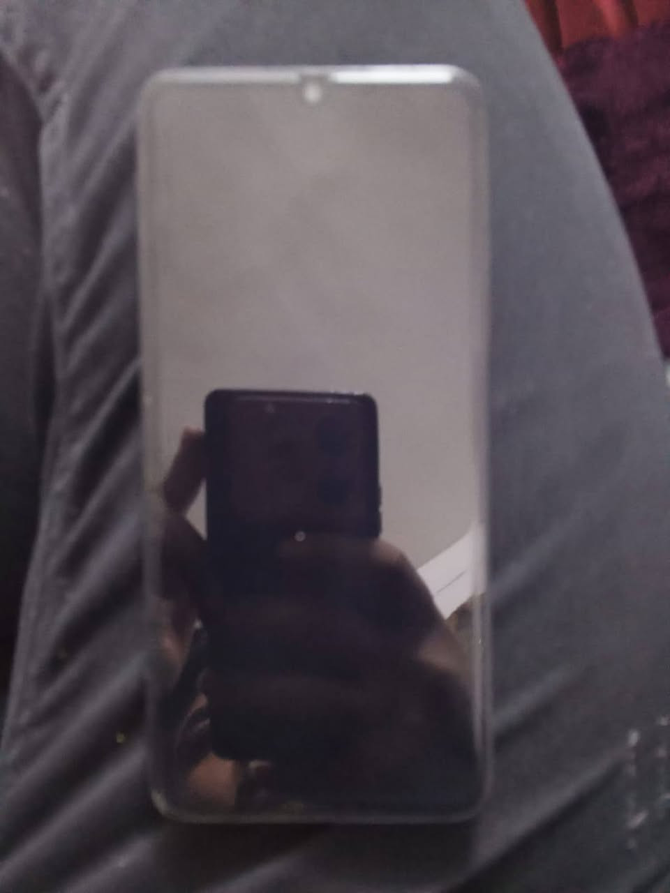 السلام عليكم Redmi13c ذاكره 256 معالج 8+8 ببجي 60 فريم جهاز مامفتوح وكلش نضيف بي فقط هذا الفطر الي بالجامه مال كامره لخلفيه وابد مامأثر ع تصوير ابد ونضافته موضحه بالصوره كلش نضيف سعر 190 وبي مجال مكاني كربلاء فريحه قرب جامعه رقم ***********
