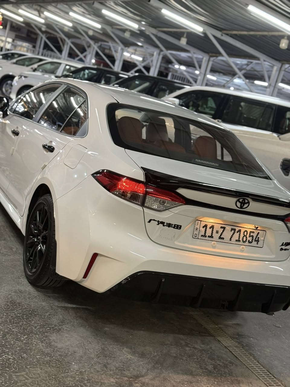 رمضان كريم
تويوتا كورلا 2025 هايبرد S  فئه ( بلاك ادشن )
كامرات محيطيه 
ماشيه الف كيلو فقط ومكفوله كفاله عامه من كلشي 
سلايد روف 
محرك 1800
داخل جلد قرميدي اصلي 
4 كامرات محيطيه 
ويل كب كروم حجم 17 انج 
جنح خلفي
لايت زينون عدسه 
رادارات اماميه وجانبيه 
السياره كفاله عامه 
الاتصال ***********
بغداد / الوزيريه
