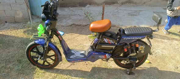 سلام عليكم دراجه شحن 6بطاريات  موديل 2024 جاهزه ما بيه اي مشكله مكاني بغداد معامل ***********
