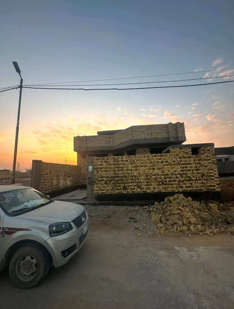 🚨 فرصة للبيع 🚨
هيكل سكني مساحة 200 متر
📍 الموقع: طريق السنية السياحي – مجمع توحيد، ورة السكة، نهاية المجمع البلوك الرابع قبل الأخير
يتكون من: ▫️ غرفتين
▫️ صالة
▫️ مطبخ
▫️ استقبال
▫️ صحية داخلية وخارجية
▫️ رباط
▫️ سقف وبيتونة كونكريت
💰 السعر: 57 مليون وبيه مجال
للاستفسار مراسلة خاص


**إذا كنت صاحب هذا الإعلان وتريد حذفه لأي سبب، رجاءا أرسل رسالة إلى الدعم الفني**
