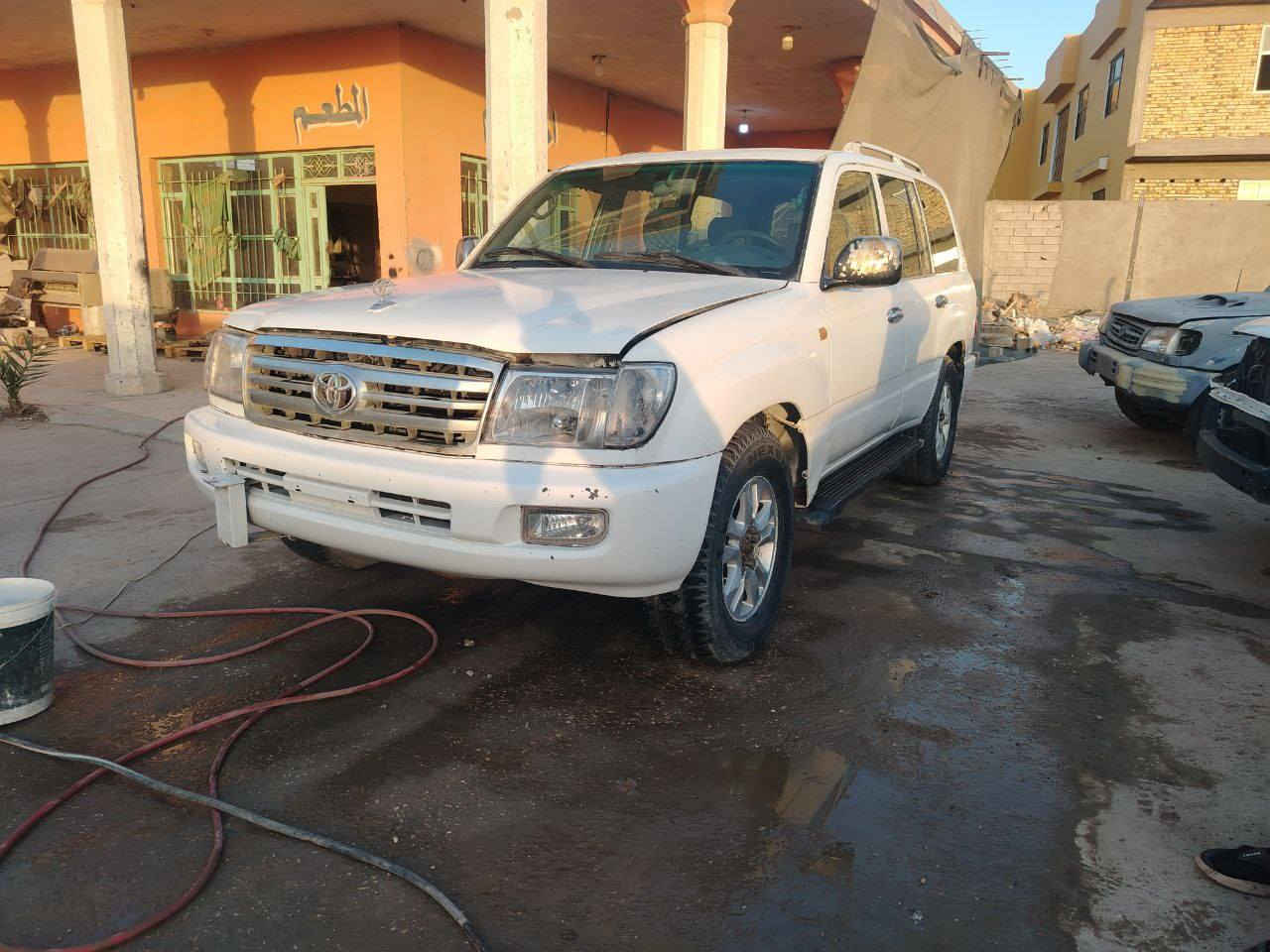 لاندكروز
موديل ٢٠٠٤
  السياره جاهزه من كير ومحرك واكسل والكشر مصبوغ شوفت عينك 
كير عادي
 واسط الكوت
 قرب بوابه كوت بغداد مقابل بانزين خانه البوابه
    رقم انكليزي واسط 
للاستفسار الاتصال 
***********
