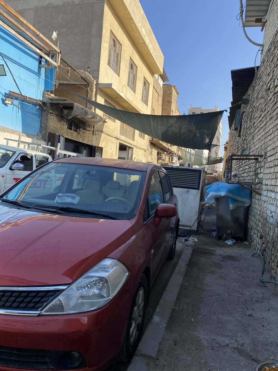 نيسان تيدا خليجي ٢٠٠٨ رقم بغداد سياره جاهزه بس بنيد مصبوغ محرك وكير وتبريد ممتاز السعر ٧٢ للاتصال ***********
