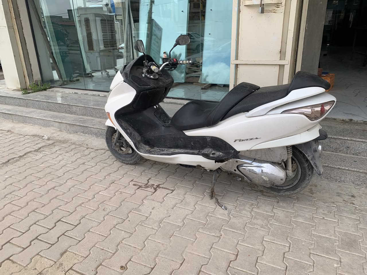 السلام عليكم شباب للبيع فورزه 0/9 كرستال اوراق كامله ماشيه 37 الف  7كير 4 تحويلات دراجه خير من الله ترايك للبصره نقص بس دبلات خلفي وجيب وياك 100 فيتر هاذه رقمي *********** وبيك خير وتدلل  ❤️‍🔥
